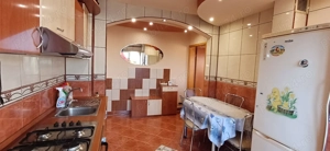 Apartament 3 camere de închiriat de la proprietar