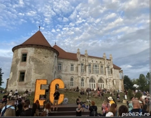 Inchiriez spațiu comercial in zona" 0", plus acces la toaletă+ loc de odihnă (EC 2026)