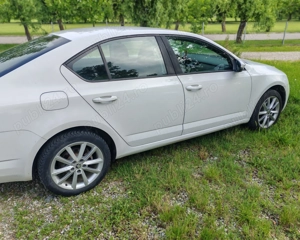 Vând Skoda Octavia 4x4 an 2017 - 8200eur - imagine 7