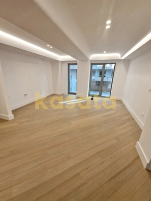 3 camere de lux – Cortina 126, Erou Iancu Nicolae, 100 mp + terasă - imagine 3