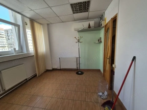 Spațiu cabinet medical, coafura -  zonă centrală, etaj 1, 84 mp - imagine 6