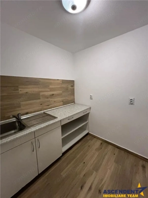 Spatiu de birouri renovat, Centrul Civic, Brasov - imagine 6