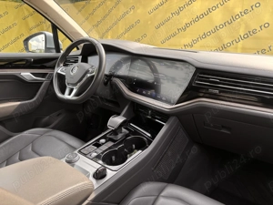 Vw Toureg 3.0 V6 231 Cp 4x4 - imagine 12 Vw Toureg 3.0 V6 231 Cp 4x4 - imagine 12