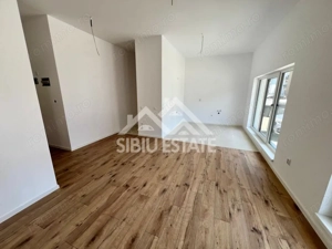 Apartament spațios la parter – ideal locuință sau spațiu comercial - imagine 3  Apartament spațios la parter – ideal locuință sau spațiu comercial - imagine 3