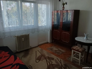 ofer spre închiriere apartament cu 3 camere pe termen lung - imagine 4