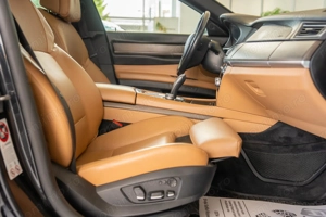 BMW Seria 7 750 Li XDRIVE - imagine 10