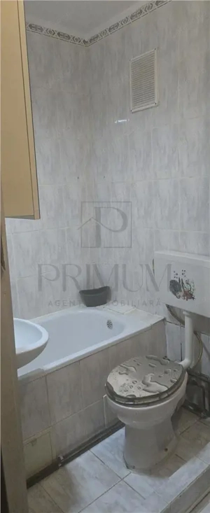 Garsoniera zona Blascovici-mobilata si utilata - imagine 5