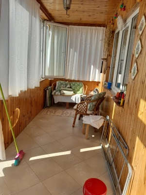 Vând casă cu teren. - imagine 3