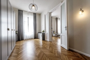 REZERVAT Apartament premium cu 3 camere Ultracentral Comision 0 - imagine 8