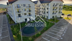 Apartament modern 2 camere balcon 8 mp etaje superioare  zona Brana 