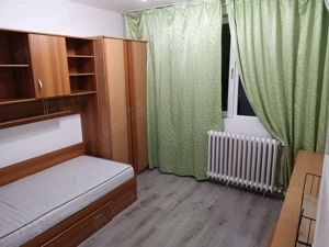 Inchiriez apartament cu 3 camere