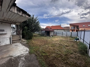 Vând casă sau schimb cu apartament - imagine 7