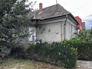 Vând casă sau schimb cu apartament - imagine 8