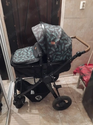 Vând cărucior plus scoică 