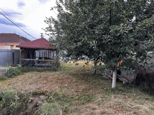 Vând casă sau schimb cu apartament - imagine 10