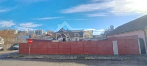 ✨ Proprietate cu potențial rezidențial și comercial – zona centrală