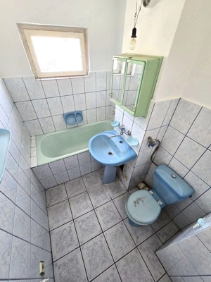 Apartament decomandat 3 camere | Strada Sanatati | Micro 16 - imagine 10