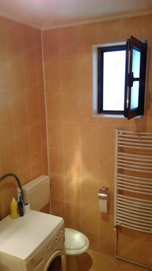 Proprietar, inchiriez garsoniera spatioasa, Bd.Ferdinand (str. Spatar N. Milescu), renovata, utilata - imagine 5 Proprietar, inchiriez garsoniera spatioasa, Bd.Ferdinand (str. Spatar N. Milescu), renovata, utilata - imagine 5