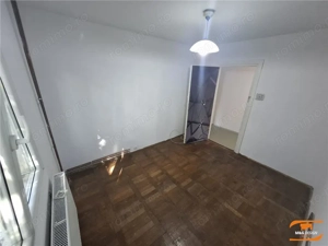 3 camere zona G. Lazar, centrala. parter - imagine 14