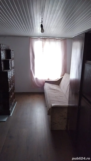 inchiriez la casa doua camere  - imagine 2