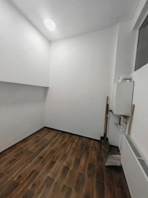 Inchiriez spatiu comercial office - 117mp, str. Unirii, Petroșani - imagine 6 Inchiriez spatiu comercial office - 117mp, str. Unirii, Petroșani - imagine 6