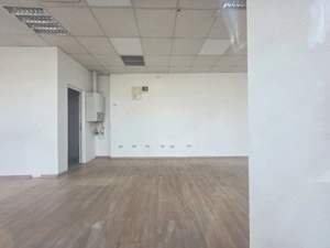 Zona Traian 50 mp Parter trafic intens pietonal vitrina 9 ml - imagine 2 Zona Traian 50 mp Parter trafic intens pietonal vitrina 9 ml - imagine 2