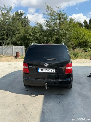 Volkswagen Touran 2.0 TDI - imagine 5 Volkswagen Touran 2.0 TDI - imagine 5
