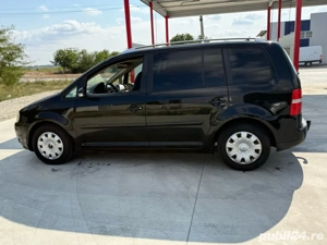 Volkswagen Touran 2.0 TDI - imagine 2 Volkswagen Touran 2.0 TDI - imagine 2