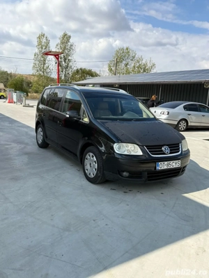 Volkswagen Touran 2.0 TDI - imagine 3 Volkswagen Touran 2.0 TDI - imagine 3