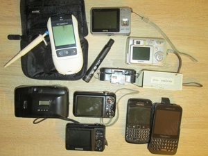 Lot 10 bucati, Aparat Foto vechi, telefon Blackberry, Glicemie, etc - imagine 2