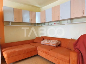 Apartament 50 mpu 2 camere etaj 3 pivnita Piata Noua Cisnadie - imagine 4