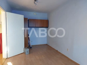 Apartament 50 mpu 2 camere etaj 3 pivnita Piata Noua Cisnadie - imagine 9