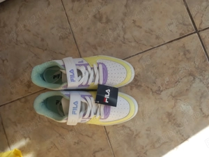 Adidasi FILA noi - imagine 3