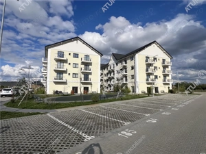 Apartamen 3 camere loc propriu de parcare boxa zona Brana Selimbar - imagine 3