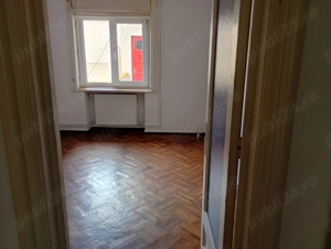 Vand P+1 in cladire P+4 in Constanta, zona ultracentrala. Pret 3.349.000 Euro  - imagine 8