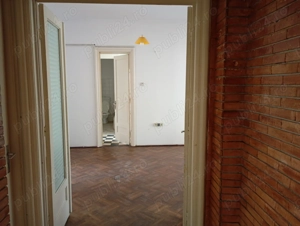 Vand P+1 in cladire P+4 in Constanta, zona ultracentrala. Pret 3.349.000 Euro  - imagine 10