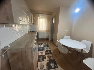 Caransebes, 4 Cam., Dec., Et., 1., Renovat., Pipirig - imagine 7