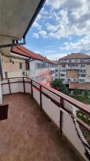Apartament cochet langa mare – 2 camere, zona premium Delfinariu - imagine 7 Apartament cochet langa mare – 2 camere, zona premium Delfinariu - imagine 7