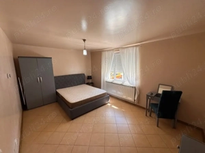 Închiriez apartament - imagine 2
