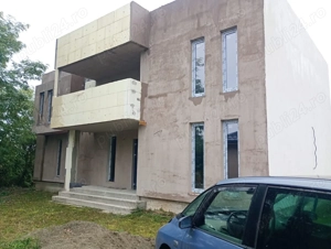 Vând casă în Târgu Neamt - imagine 4