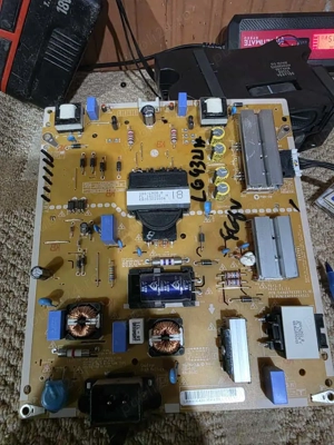 sursa eax66793301 de pe tv LG 43uh668v