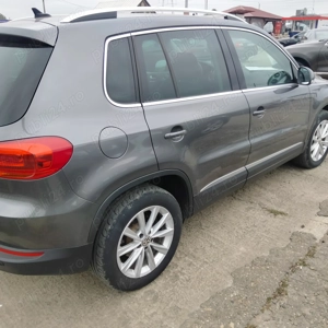 Vw Tiguan automat 4*4 - imagine 3