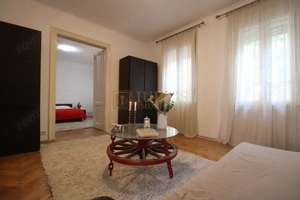 La casa, zona linistita, str Odobescu; camere spatioase.