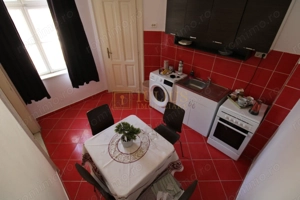 La casa, zona linistita, str Odobescu; camere spatioase. - imagine 15