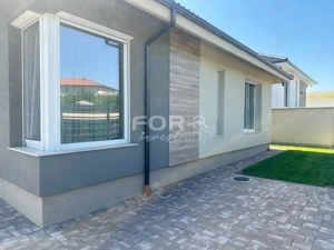 Casa moderna cu 4 camere de vanzare strada Piersicilor, zona Oncea - imagine 10