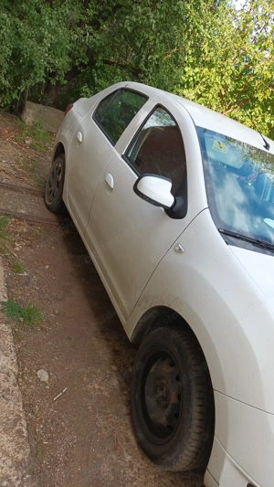 Dacia Logan Laureate 1,5 Dci, 75 CP - imagine 2