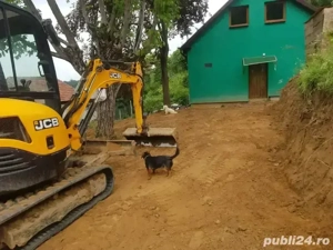 Inchiriere Buldoexcavator   Miniexcavator 