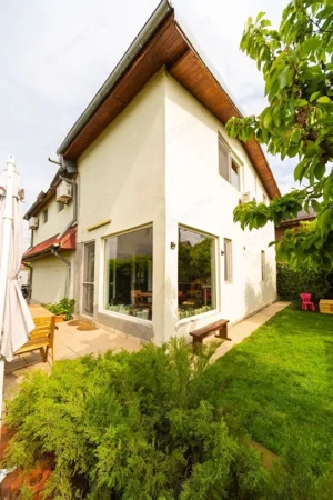 VILA parter si etaj- PIPERA