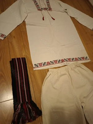 Costum popular tradițional bărbați: Ie, pantaloni, brâu, șosete vintage  - imagine 2