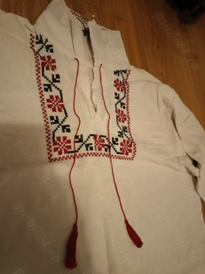 Costum popular tradițional bărbați: Ie, pantaloni, brâu, șosete vintage  - imagine 4